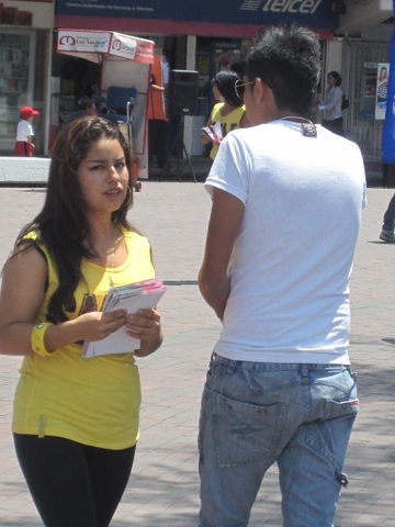 EDECAN CON UN ESTUDIANTE